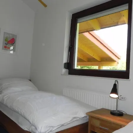Holiday home E18 Mit Garten Und Terrasse Butjadingen