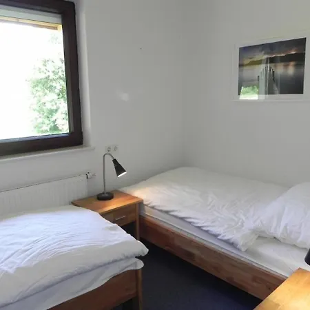 E18 Mit Garten Und Terrasse Butjadingen